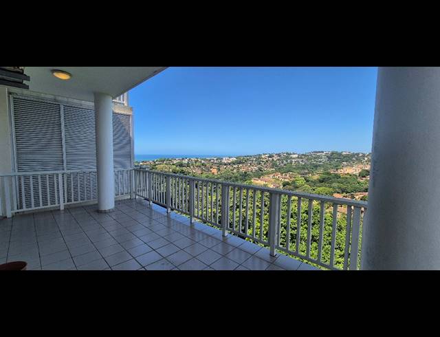 3 BEDROOM APARTMENT FOR SALE IN LA LUCIA